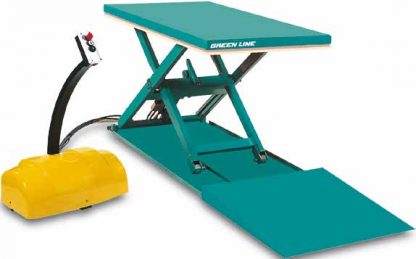 Piattaforme elevatrici extrapiatte pianale chiuso carichi distribuiti 1400 X 1800 500 kg