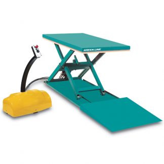Piattaforme elevatrici extrapiatte pianale chiuso carichi distribuiti 1400 X 1800 500 kg